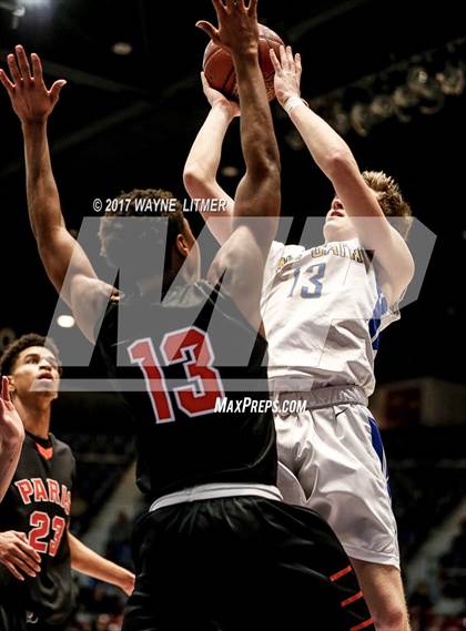 Thumbnail 3 in Newport Central Catholic vs. Paris photogallery.