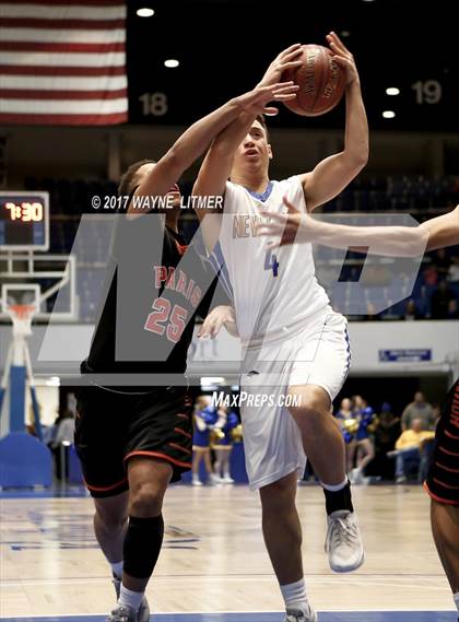 Thumbnail 1 in Newport Central Catholic vs. Paris photogallery.
