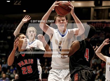 Thumbnail 1 in Newport Central Catholic vs. Paris photogallery.