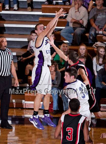 Thumbnail 2 in Sevier County vs Cherokee (D2-AAA playoff) photogallery.