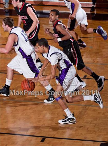 Thumbnail 3 in Sevier County vs Cherokee (D2-AAA playoff) photogallery.
