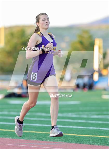 Thumbnail 3 in Fernley Invitational (800M) photogallery.