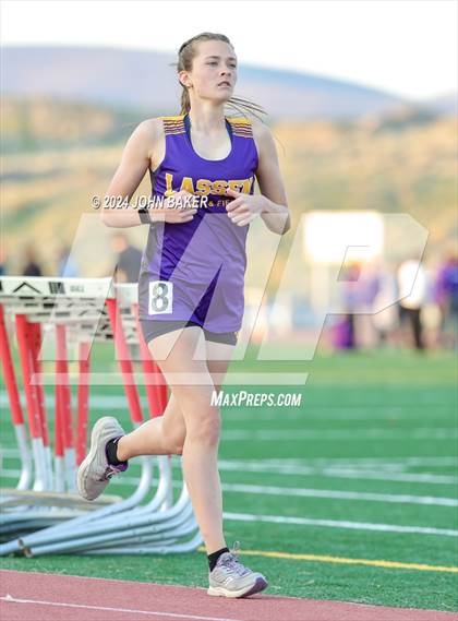 Thumbnail 3 in Fernley Invitational (800M) photogallery.