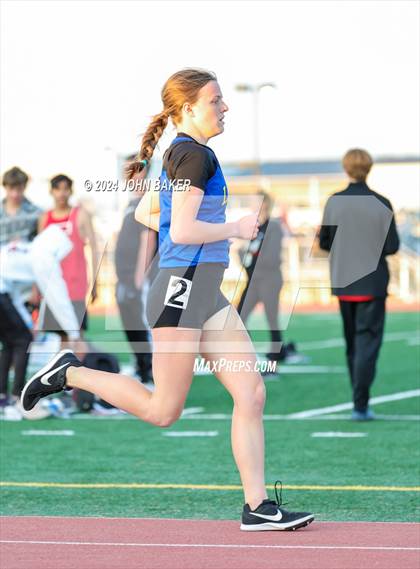 Thumbnail 2 in Fernley Invitational (800M) photogallery.