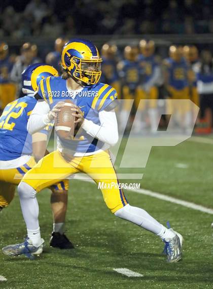 Thumbnail 3 in Lake Braddock @ Robinson photogallery.