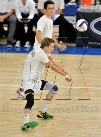 Thumbnail 3 in Esperanza vs Santa Barbara (CIF SS D2 Final) photogallery.