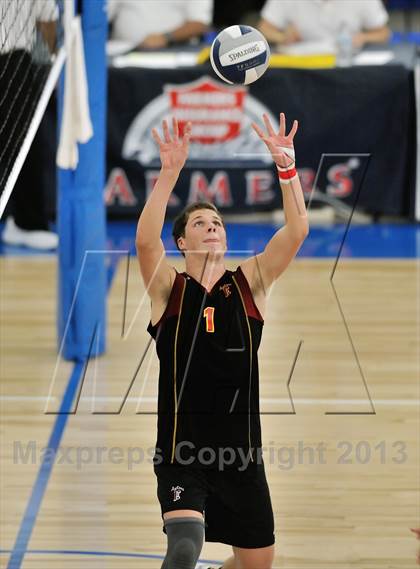 Thumbnail 1 in Esperanza vs Santa Barbara (CIF SS D2 Final) photogallery.