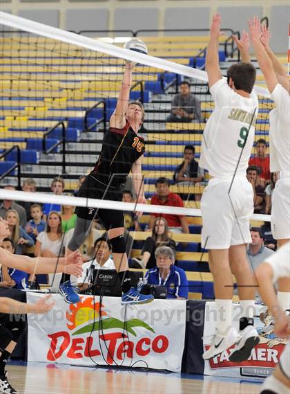 Thumbnail 3 in Esperanza vs Santa Barbara (CIF SS D2 Final) photogallery.