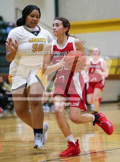Thumbnail 1 in Deweyville vs Liberty photogallery.