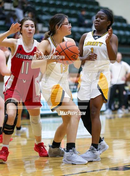 Thumbnail 1 in Deweyville vs Liberty photogallery.