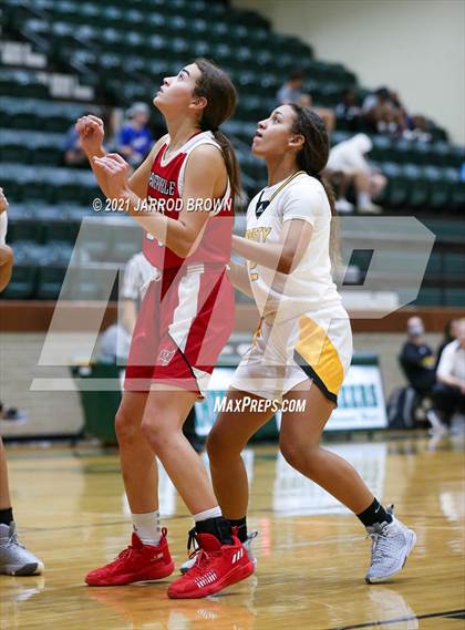 Thumbnail 3 in Deweyville vs Liberty photogallery.