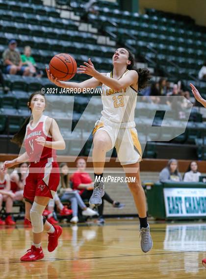 Thumbnail 1 in Deweyville vs Liberty photogallery.