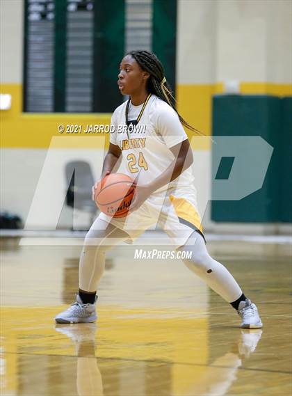 Thumbnail 3 in Deweyville vs Liberty photogallery.