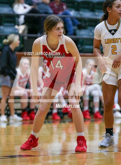 Thumbnail 2 in Deweyville vs Liberty photogallery.