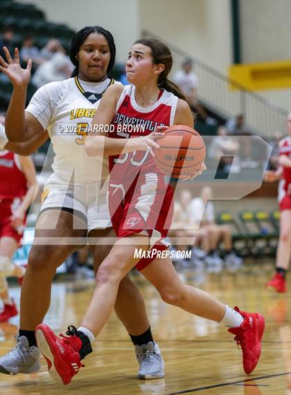 Thumbnail 3 in Deweyville vs Liberty photogallery.