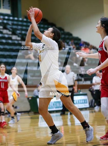 Thumbnail 2 in Deweyville vs Liberty photogallery.