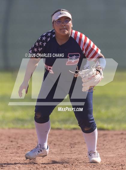 Thumbnail 2 in Beyer vs. Sonora (Bill Evans Memorial) photogallery.