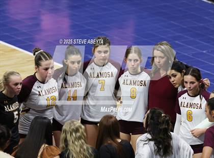 Thumbnail 2 in Alamosa vs. Village (CHSAA 3A Third Round) photogallery.