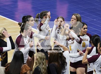 Thumbnail 2 in Alamosa vs. Village (CHSAA 3A Third Round) photogallery.