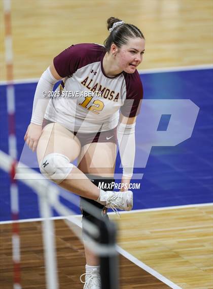 Thumbnail 2 in Alamosa vs. Village (CHSAA 3A Third Round) photogallery.