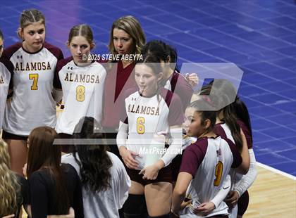 Thumbnail 3 in Alamosa vs. Village (CHSAA 3A Third Round) photogallery.