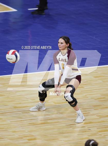 Thumbnail 2 in Alamosa vs. Village (CHSAA 3A Third Round) photogallery.