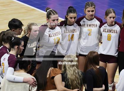 Thumbnail 1 in Alamosa vs. Village (CHSAA 3A Third Round) photogallery.