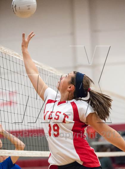 Thumbnail 2 in Warwick Veterans @ Cranston West photogallery.
