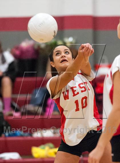 Thumbnail 2 in Warwick Veterans @ Cranston West photogallery.