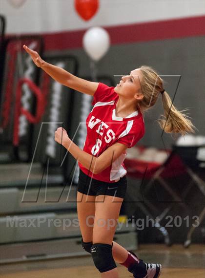 Thumbnail 1 in Warwick Veterans @ Cranston West photogallery.