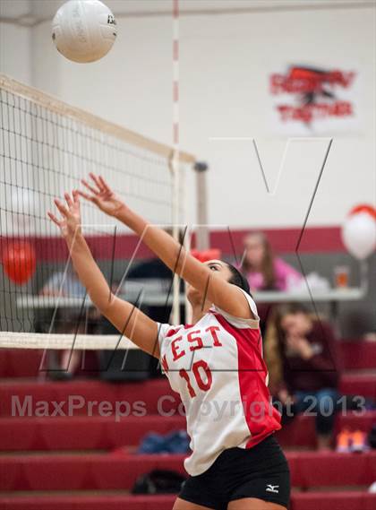 Thumbnail 1 in Warwick Veterans @ Cranston West photogallery.