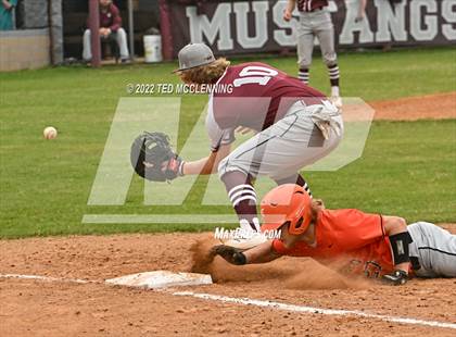 Thumbnail 1 in Lamar vs Perryville photogallery.