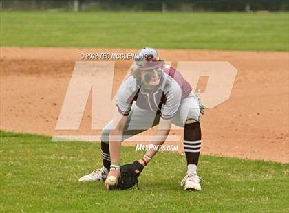 Thumbnail 1 in Lamar vs Perryville photogallery.