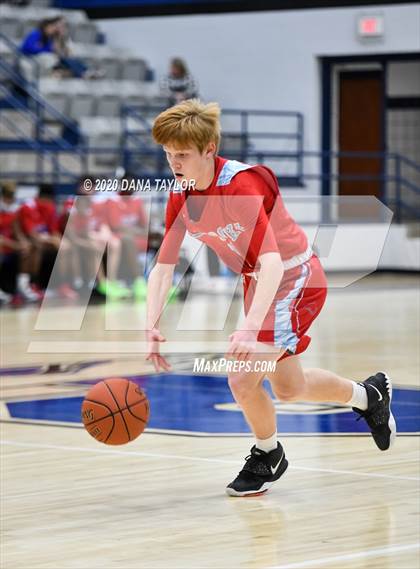 Thumbnail 3 in Hirschi @ Peaster photogallery.