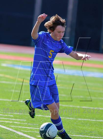 Thumbnail 1 in Grossmont vs. Point Loma (San Diego City Tournament) photogallery.