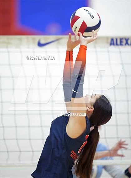 Thumbnail 3 in West Springfield vs. Yorktown photogallery.
