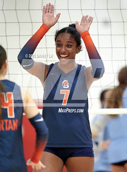 Thumbnail 2 in West Springfield vs. Yorktown photogallery.