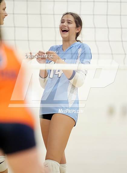 Thumbnail 2 in West Springfield vs. Yorktown photogallery.