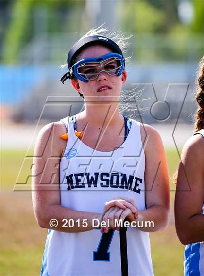 Thumbnail 3 in Alonso @ Newsome photogallery.