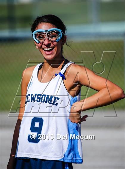 Thumbnail 3 in Alonso @ Newsome photogallery.