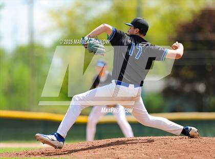 Thumbnail 2 in Cicero-North Syracuse vs Auburn photogallery.