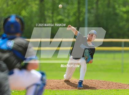 Thumbnail 1 in Cicero-North Syracuse vs Auburn photogallery.