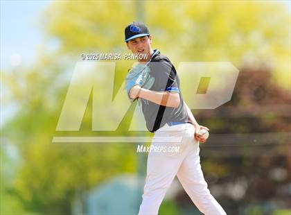 Thumbnail 2 in Cicero-North Syracuse vs Auburn photogallery.
