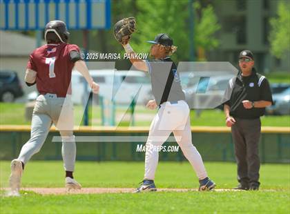 Thumbnail 3 in Cicero-North Syracuse vs Auburn photogallery.