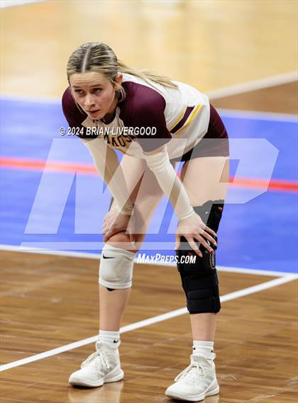 Thumbnail 1 in Alamosa vs. Centauri (CHSAA 3A Round 2) photogallery.