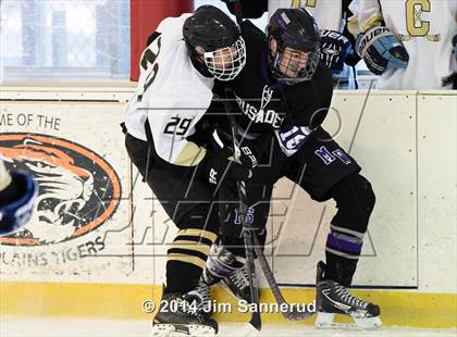 Thumbnail 2 in Clarkstown vs Monroe-Woodbury (Guy Mathews Invitational Tournament) photogallery.