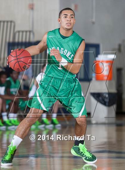 Thumbnail 3 in Brick Township vs. Manasquan (WOBM Christmas Classic) photogallery.
