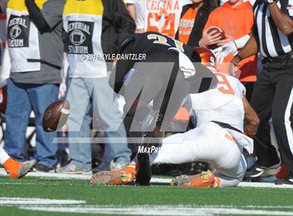 Thumbnail 1 in Pleasant Grove vs. Celina (UIL 4A Division 2 Region 2 Semifinal) photogallery.