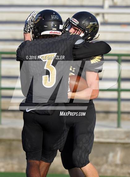 Thumbnail 3 in Pleasant Grove vs. Celina (UIL 4A Division 2 Region 2 Semifinal) photogallery.