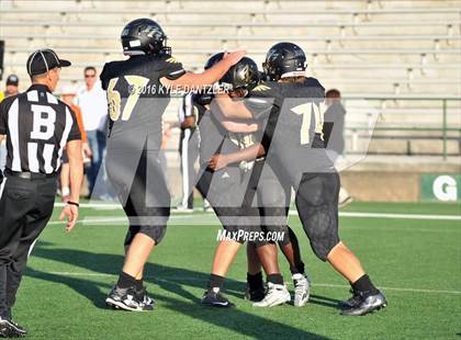 Thumbnail 1 in Pleasant Grove vs. Celina (UIL 4A Division 2 Region 2 Semifinal) photogallery.